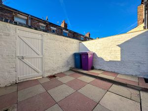 Photo 15- click for photo gallery